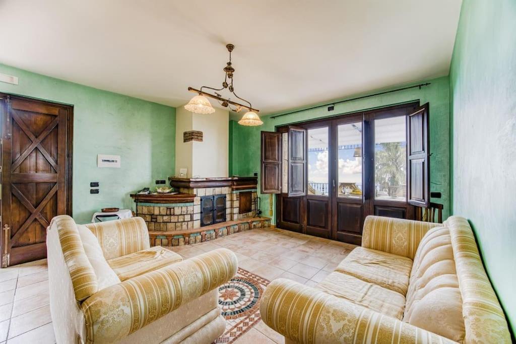 La Villa Di Nonna Angela Pisciotta Extérieur photo